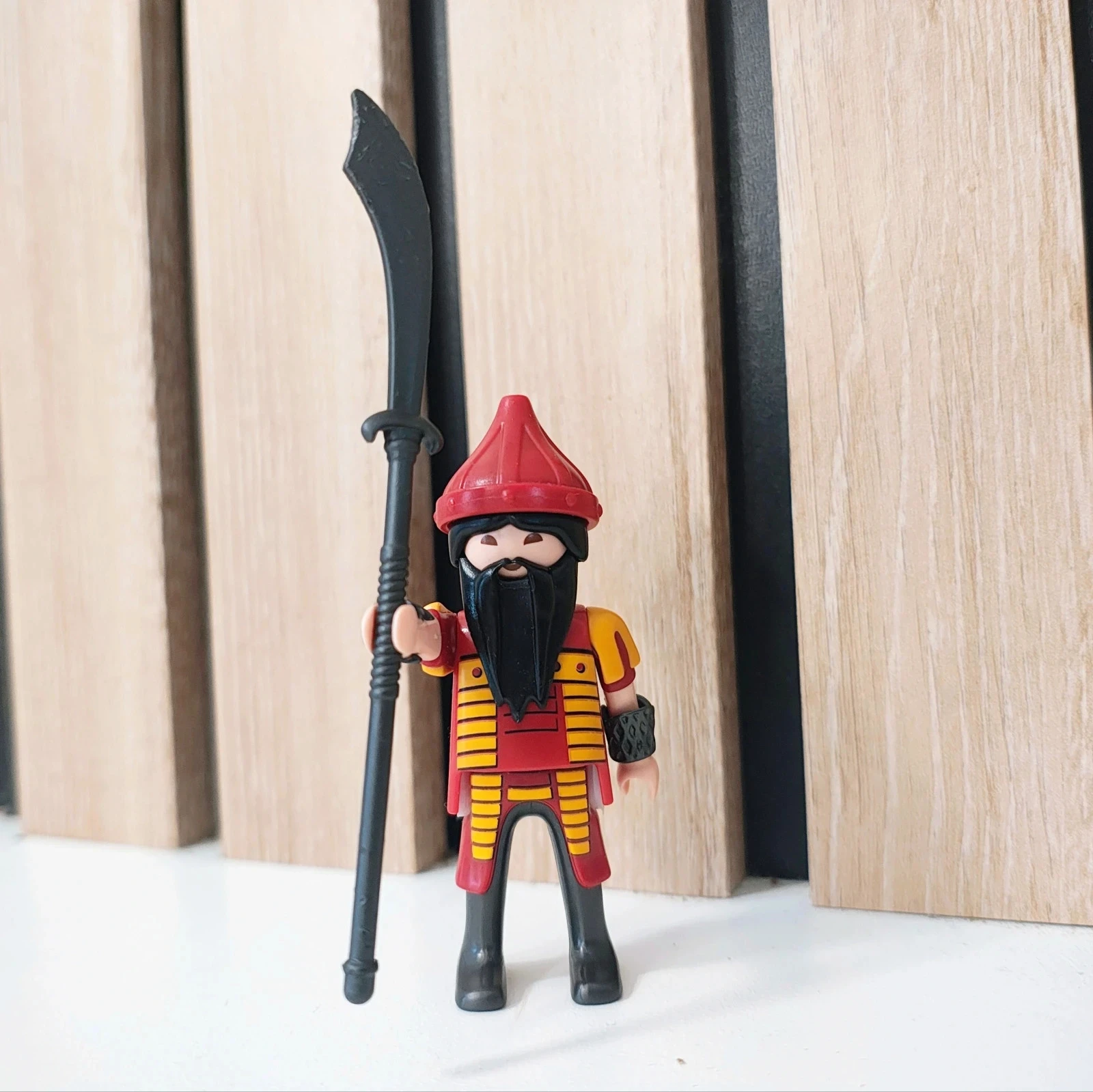 Personnage bonhomme Playmobil collection guerrier samouraï + accessoires sur la photo